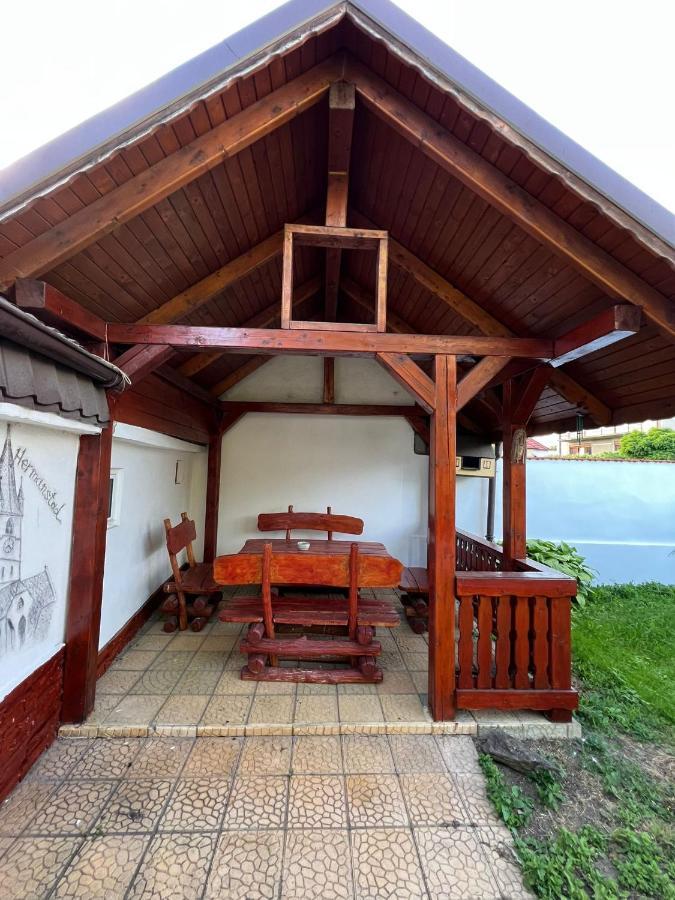 Flh - Mira Apartments Sibiu Luaran gambar